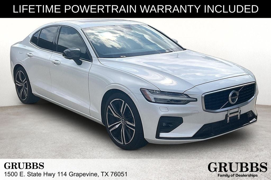 2020 Volvo S60 T6 R-Design AWD's photo