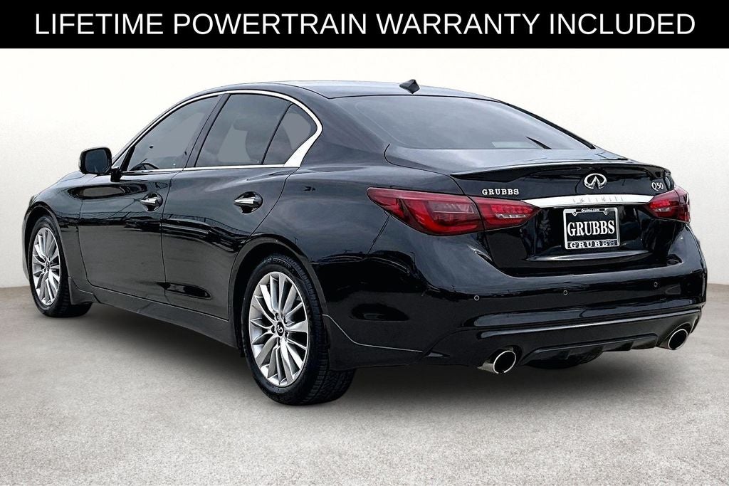 2023 INFINITI Q50 LUXE