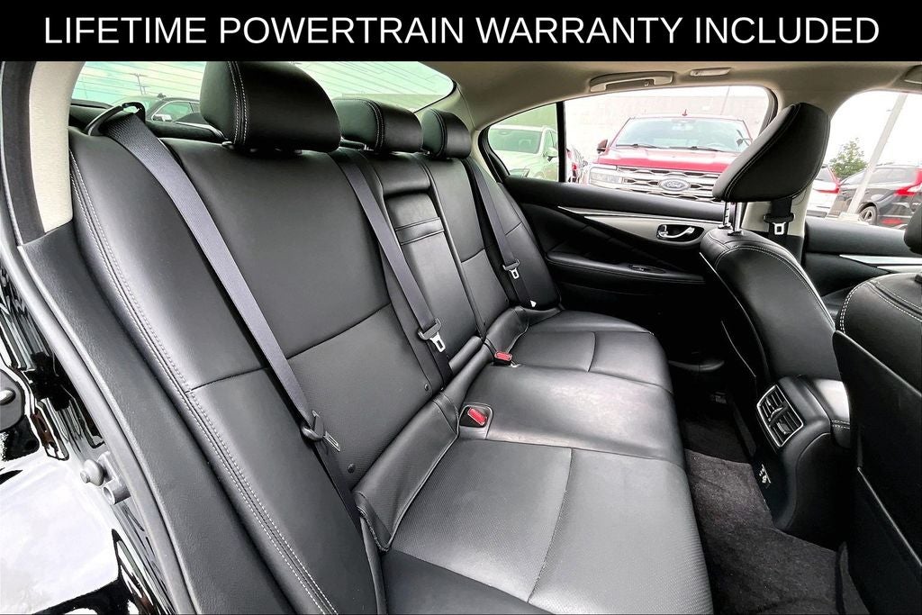 2023 INFINITI Q50 LUXE