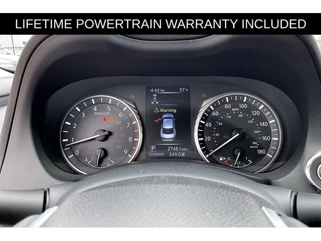2023 INFINITI Q50 LUXE