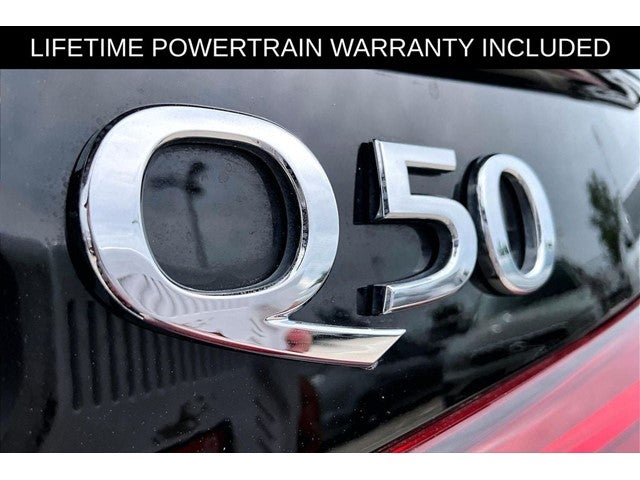 2023 INFINITI Q50 LUXE