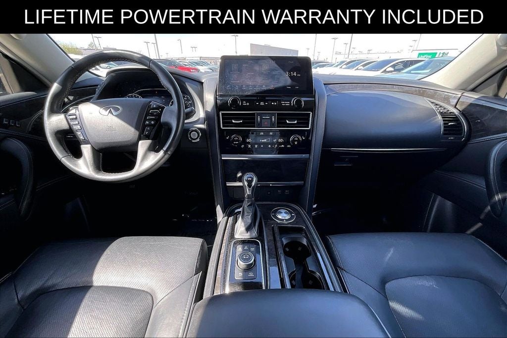 2024 INFINITI QX80 LUXE