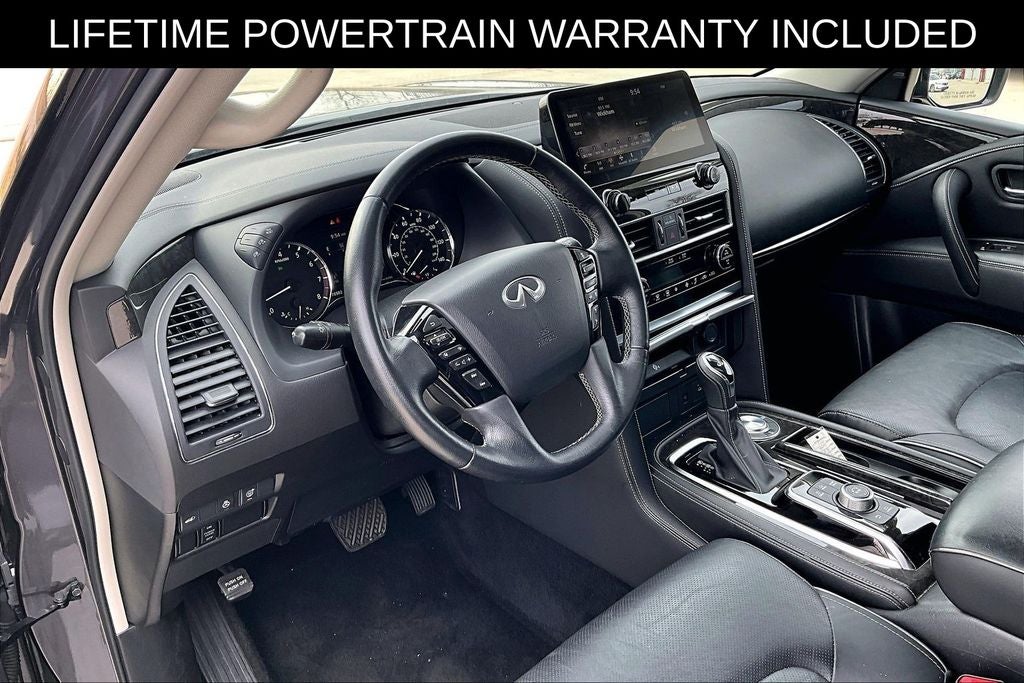 2022 INFINITI QX80 LUXE