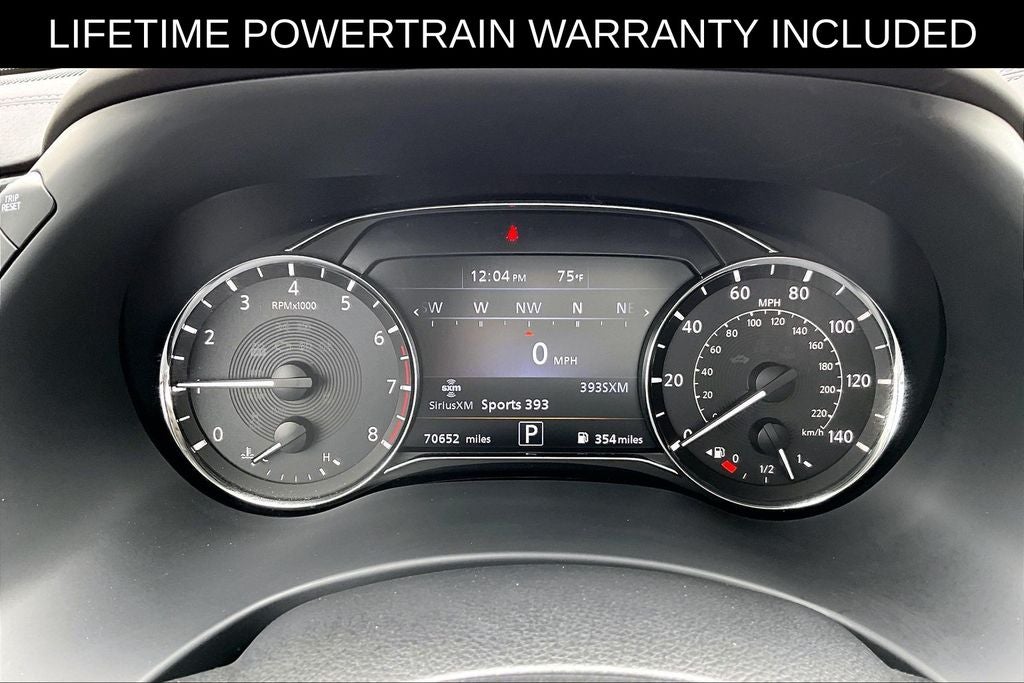 2022 INFINITI QX80 LUXE