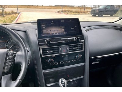 2022 INFINITI QX80 LUXE