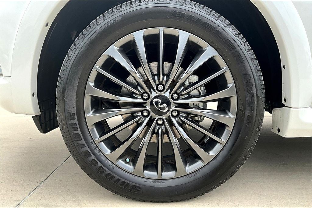 2024 INFINITI QX80 Premium Select