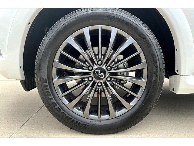 2024 INFINITI QX80 Premium Select