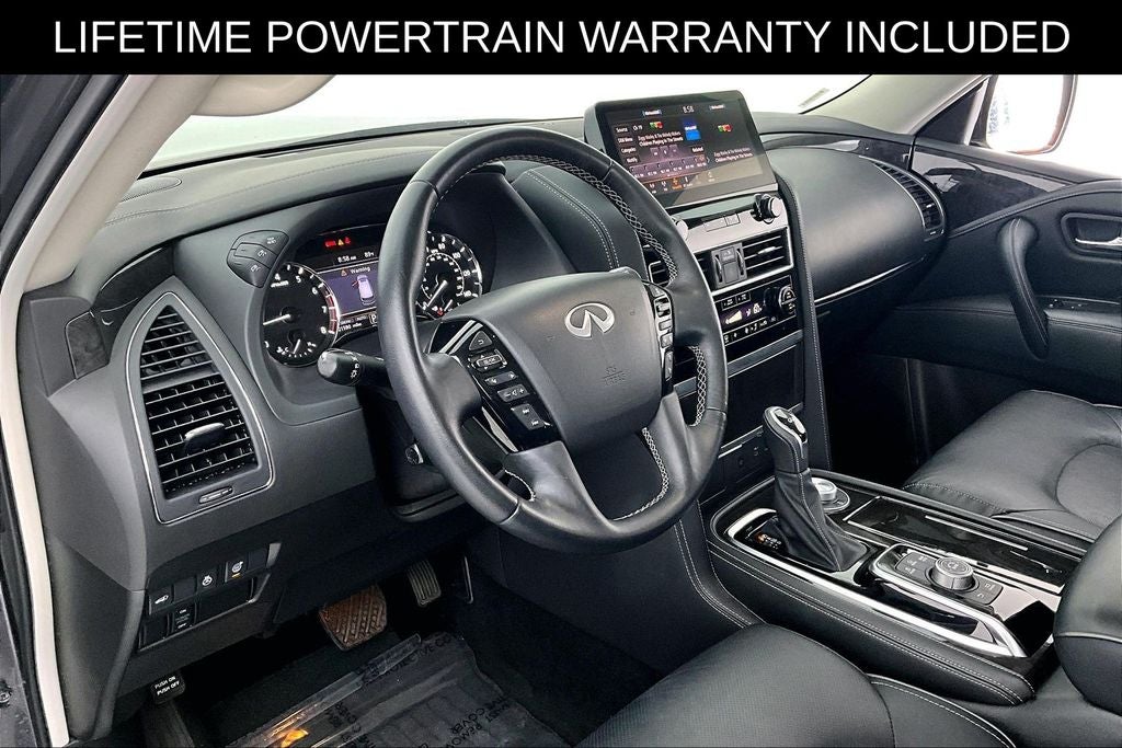2024 INFINITI QX80 LUXE