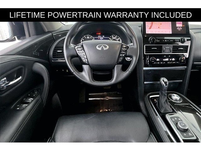 2024 INFINITI QX80 LUXE