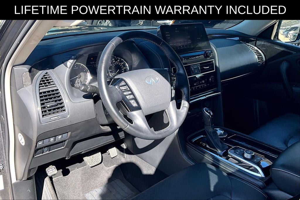 2024 INFINITI QX80 LUXE