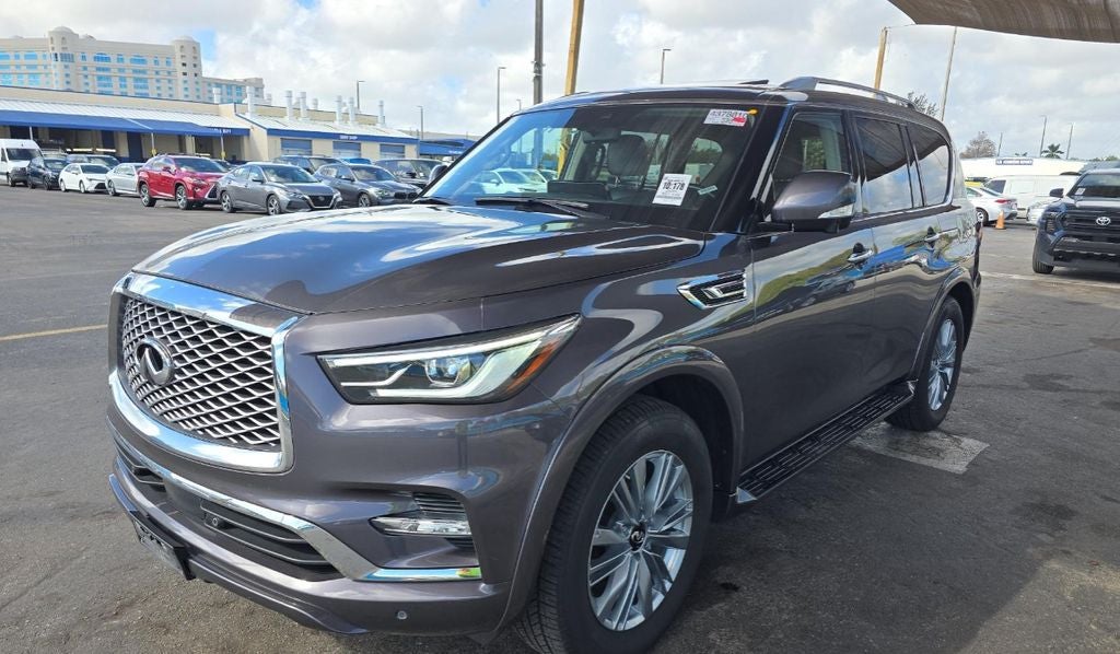 2024 INFINITI QX80 LUXE