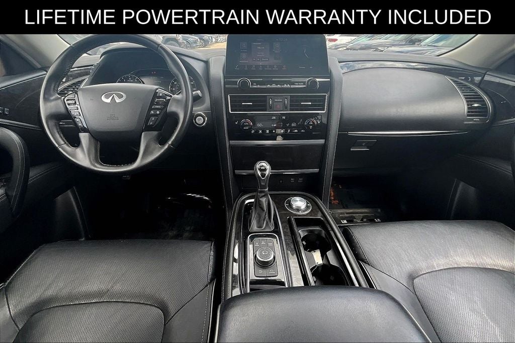 2024 INFINITI QX80 LUXE