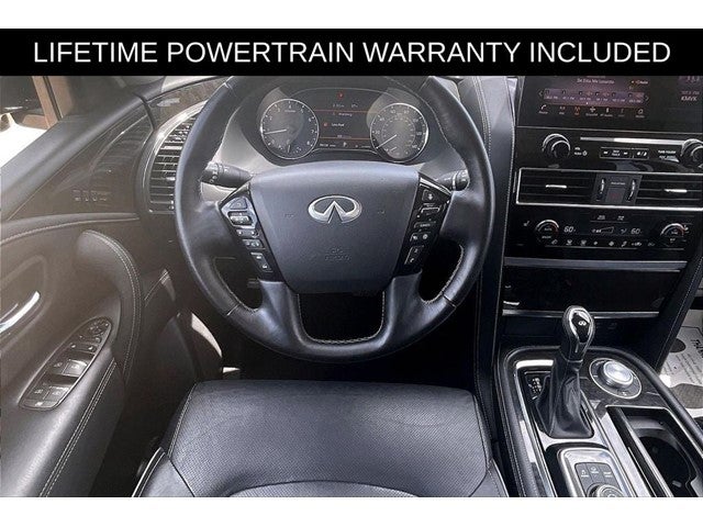 2024 INFINITI QX80 LUXE