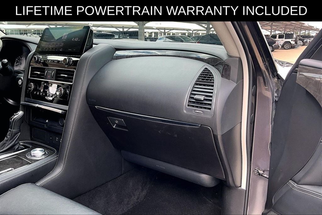 2024 INFINITI QX80 LUXE