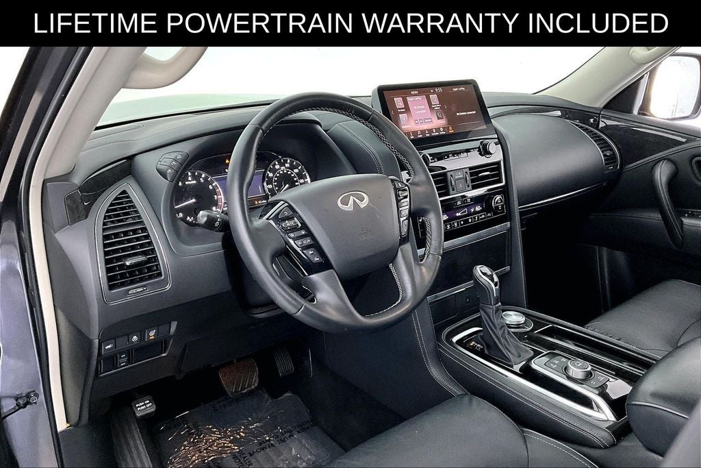 2024 INFINITI QX80 LUXE