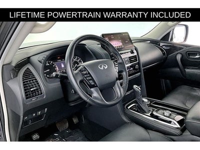 2024 INFINITI QX80 LUXE