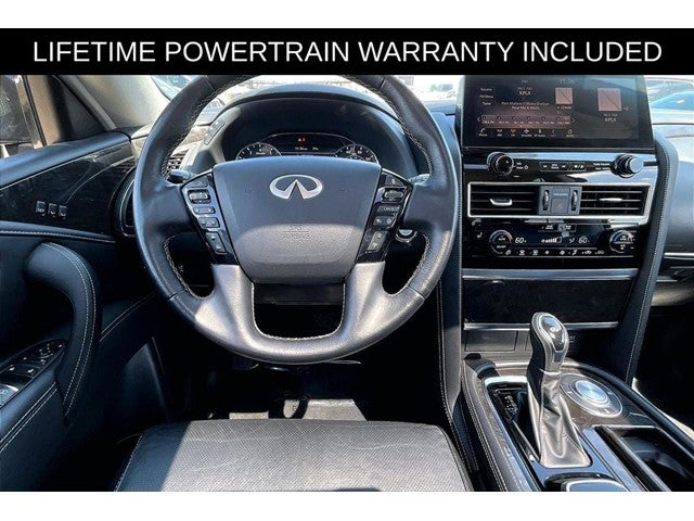 2024 INFINITI QX80 LUXE