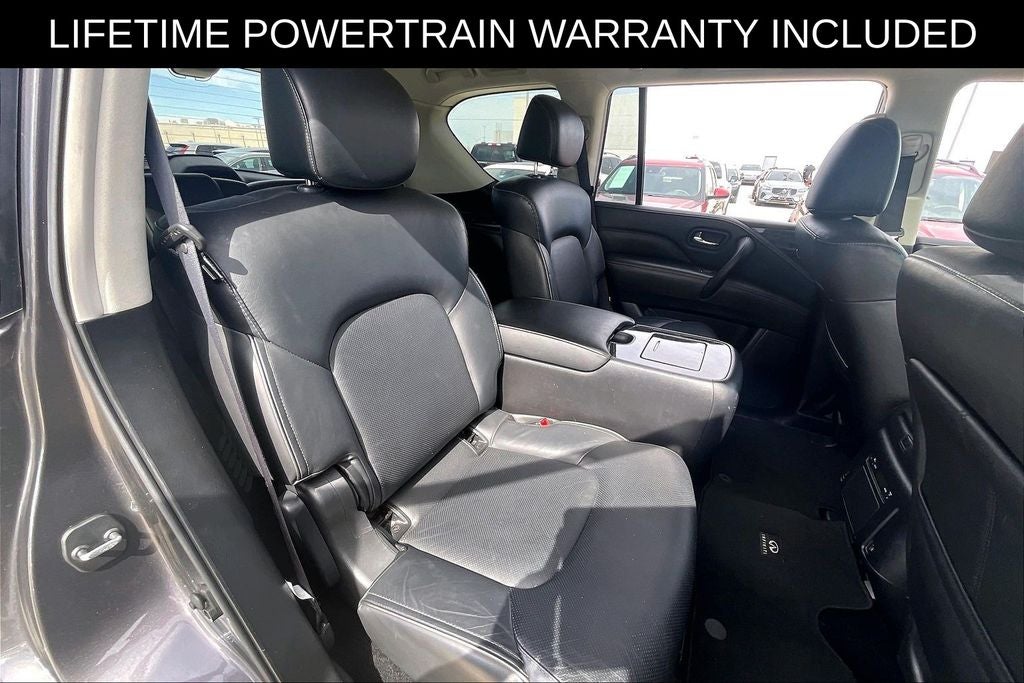 2024 INFINITI QX80 LUXE