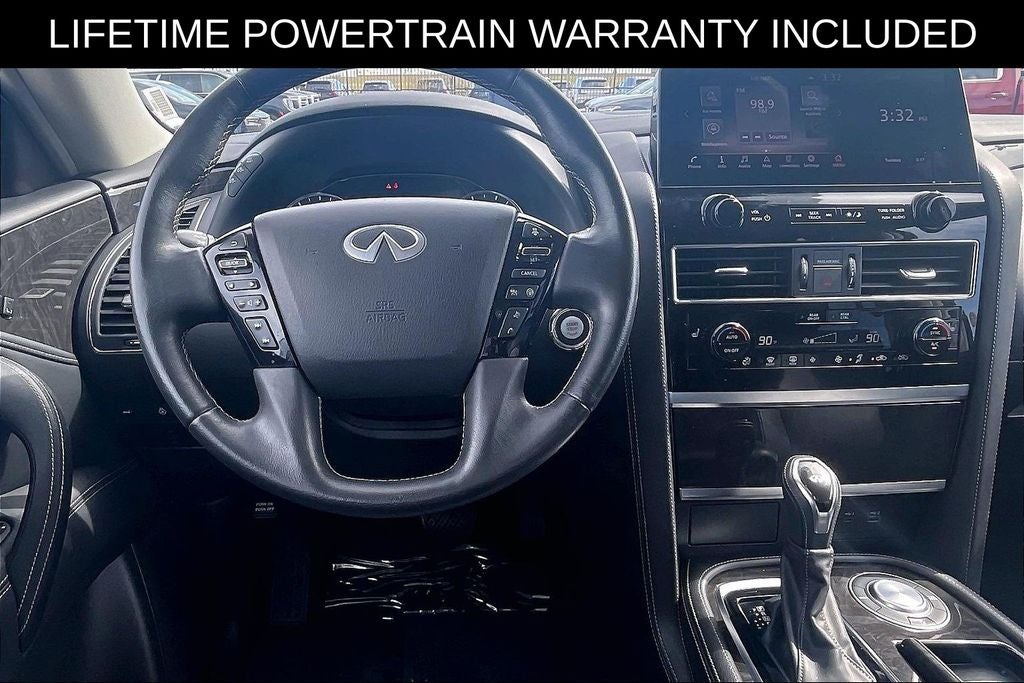 2024 INFINITI QX80 LUXE