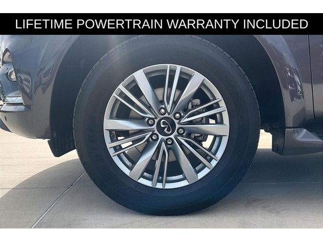 2024 INFINITI QX80 LUXE