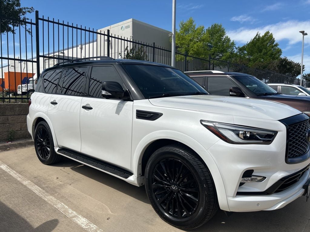 2023 INFINITI QX80 Premium Select