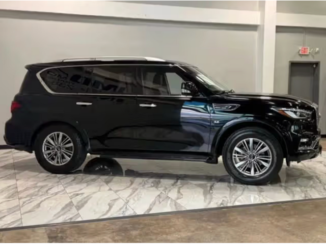 2019 INFINITI QX80 LUXE