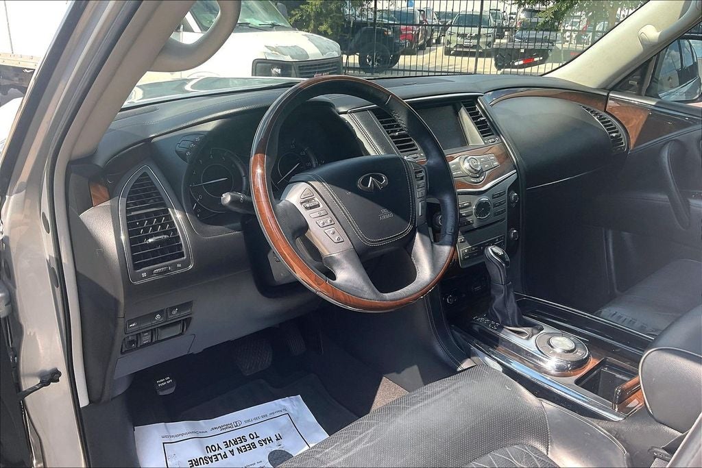 2019 INFINITI QX80 LUXE