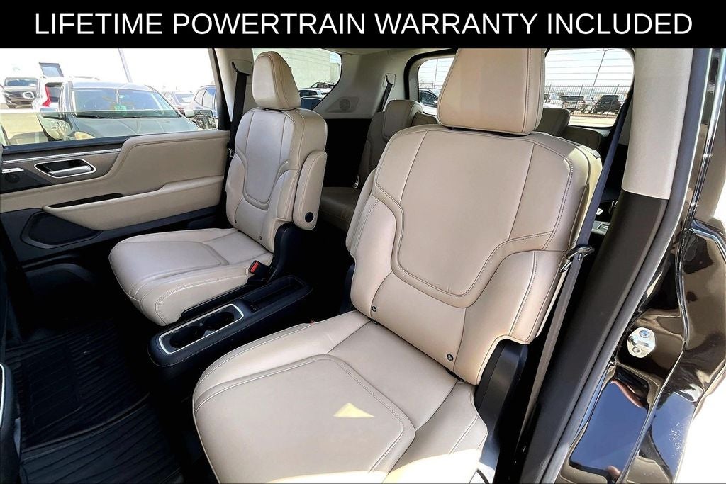 2025 INFINITI QX80 PURE