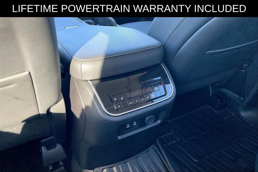 2025 INFINITI QX80 PURE