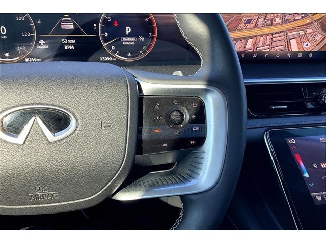 2025 INFINITI QX80 PURE