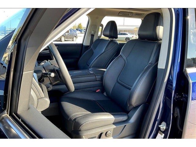 2025 INFINITI QX80 PURE