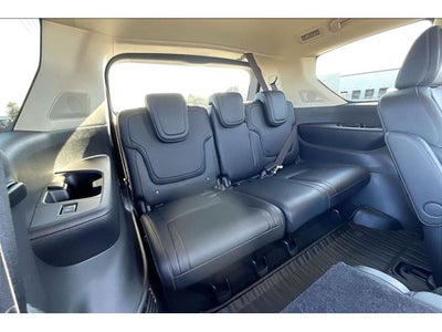 2025 INFINITI QX80 PURE