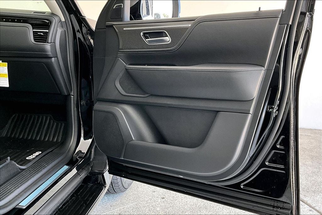 2026 INFINITI QX80 PURE