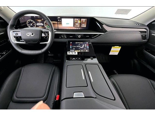 2026 INFINITI QX80 PURE