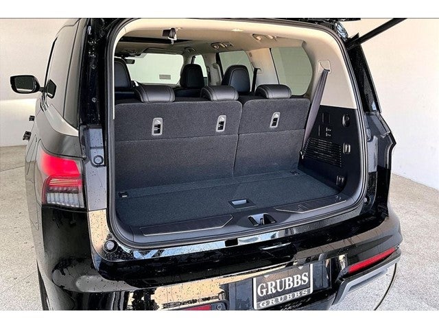 2026 INFINITI QX80 PURE