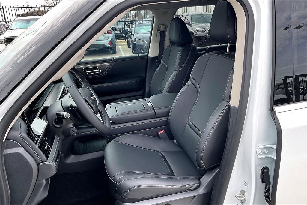 2026 INFINITI QX80 PURE