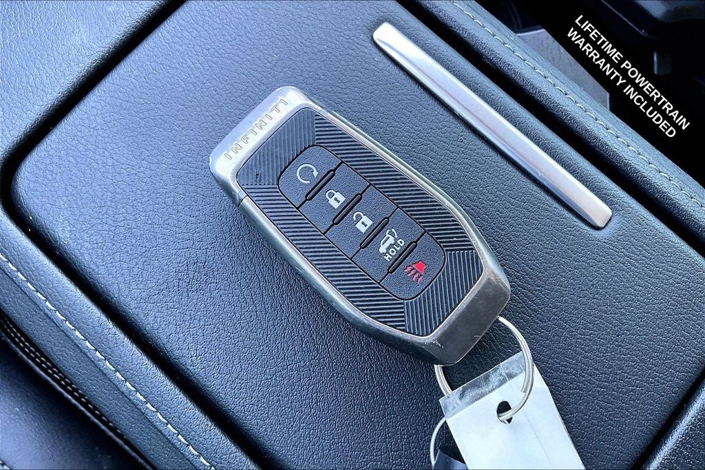 2025 INFINITI QX80 PURE