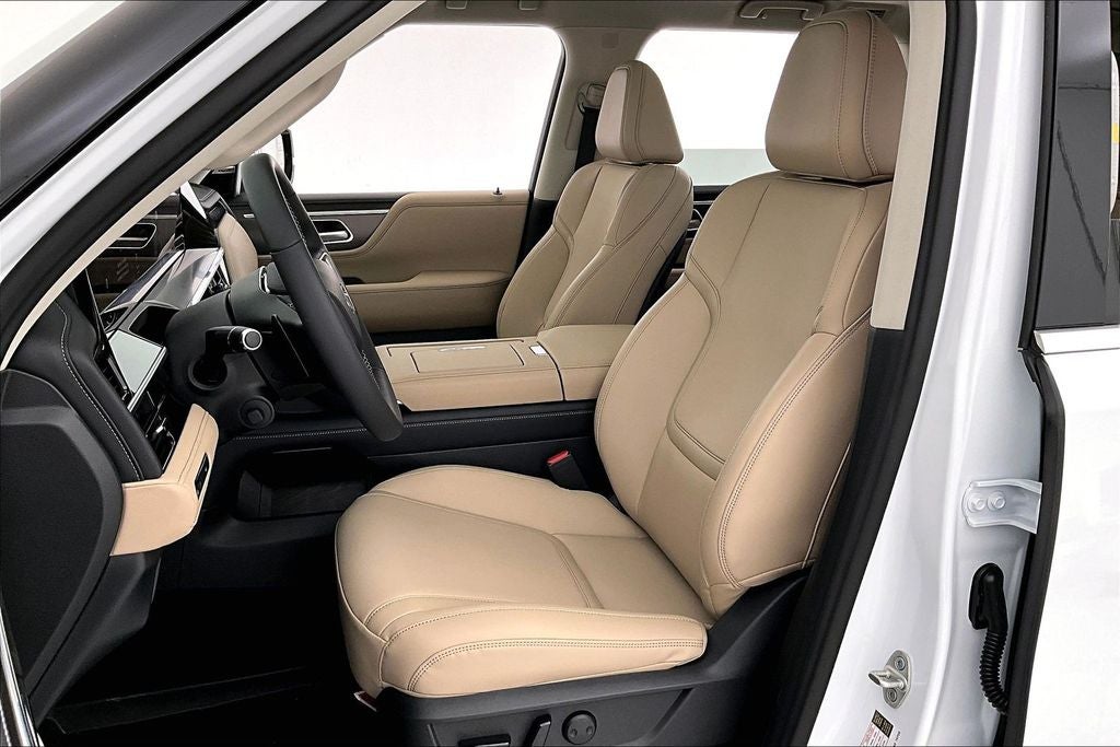 2026 INFINITI QX80 PURE