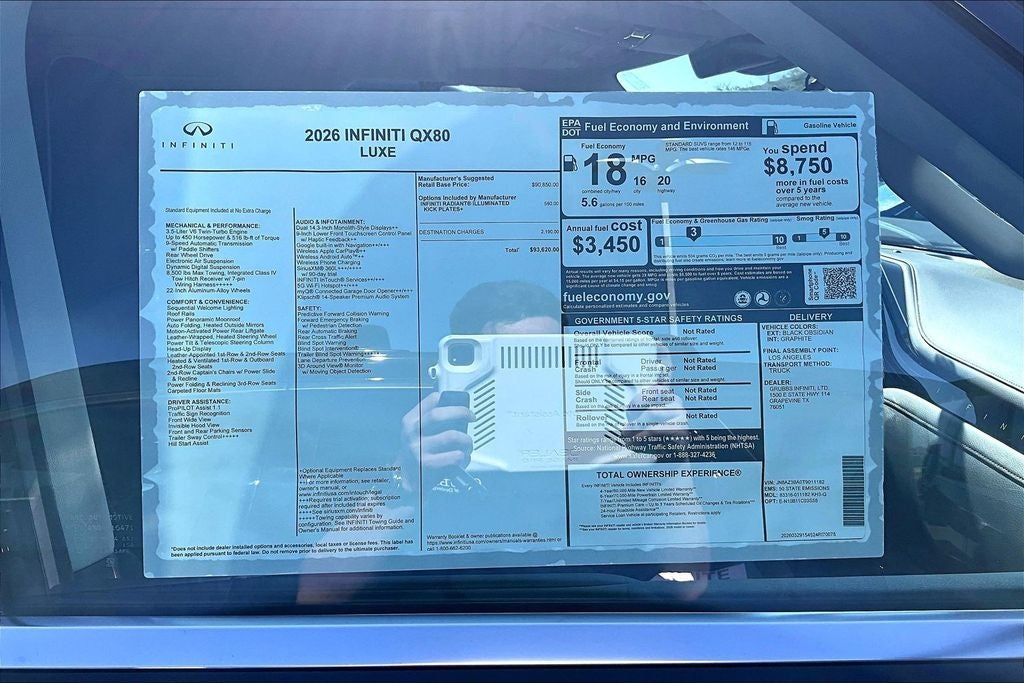2026 INFINITI QX80 LUXE