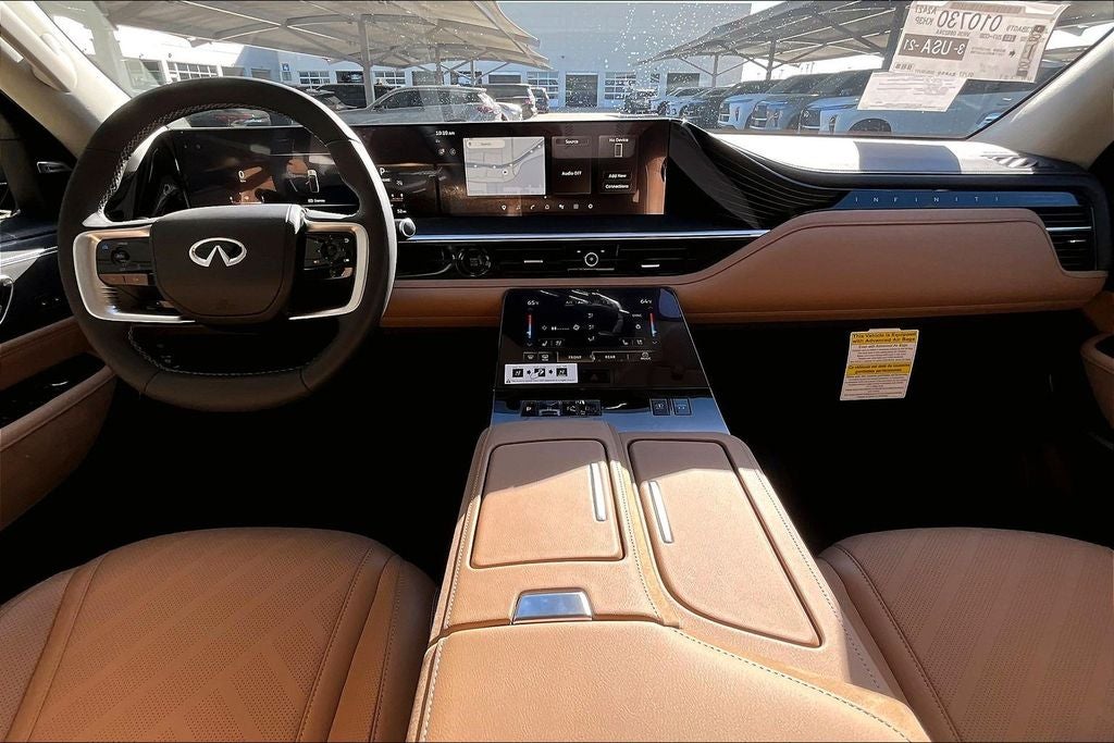 2026 INFINITI QX80 LUXE