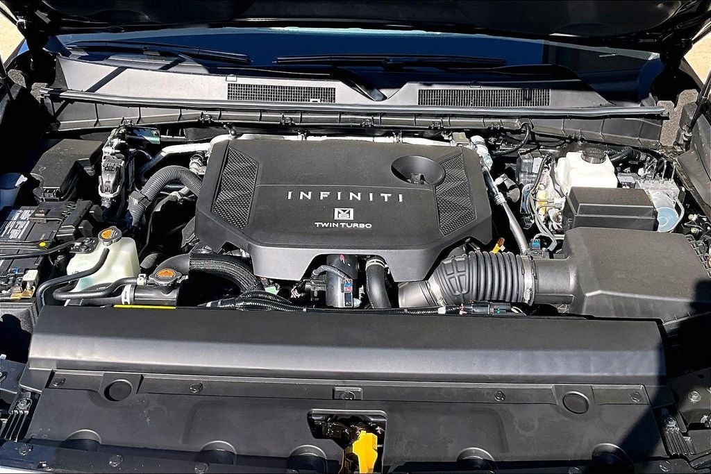 2026 INFINITI QX80 LUXE