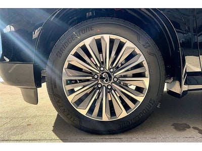 2026 INFINITI QX80 LUXE