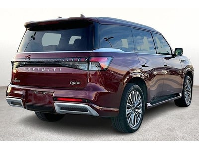 2025 INFINITI QX80 LUXE