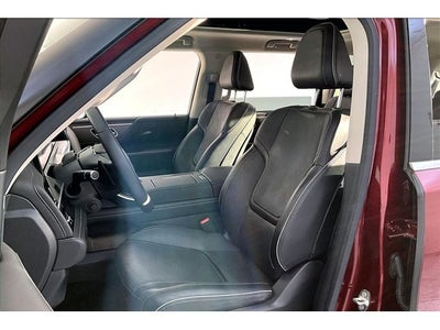 2025 INFINITI QX80 LUXE