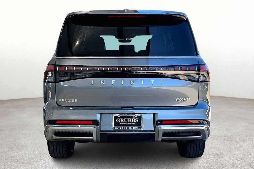 2026 INFINITI QX80 LUXE