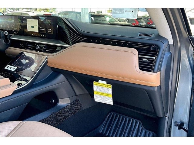 2026 INFINITI QX80 LUXE