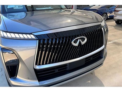 2026 INFINITI QX80 LUXE
