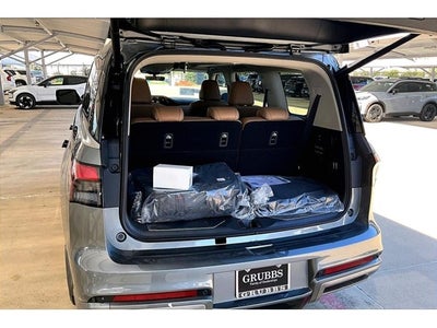 2026 INFINITI QX80 LUXE