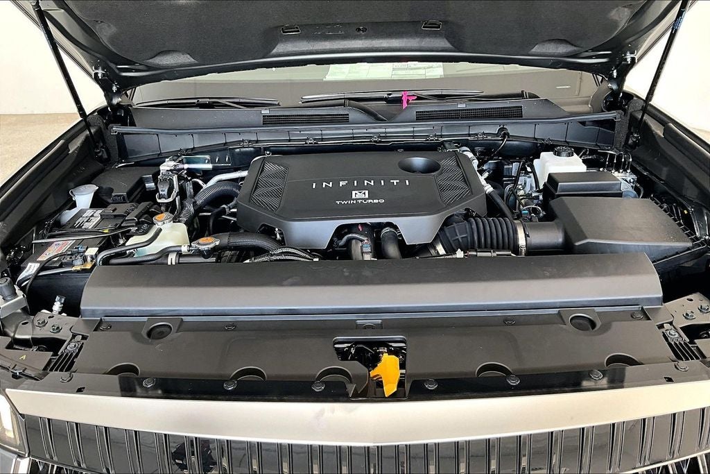2026 INFINITI QX80 LUXE