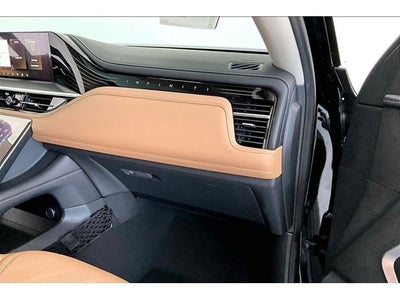 2027 INFINITI QX80 LUXE